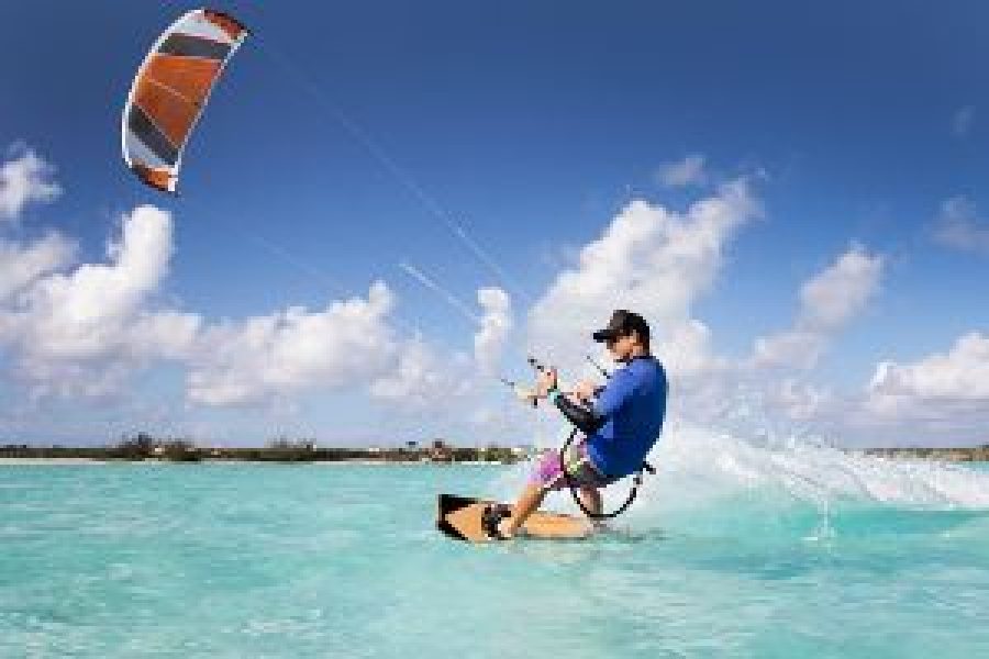 Basic Kitesurfing Course in Hurghada